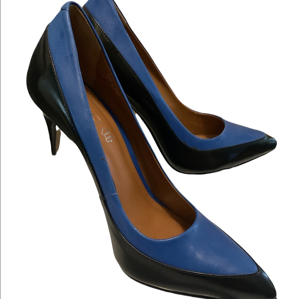 Aldo blue and black leather pumps 5 inch heels (never worn)